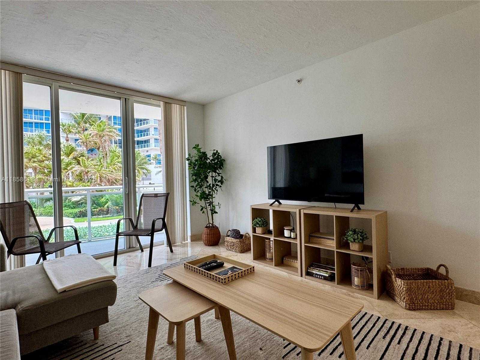 Small Image of 3001 SOUTH OCEAN DR #119, Hollywood Number 4