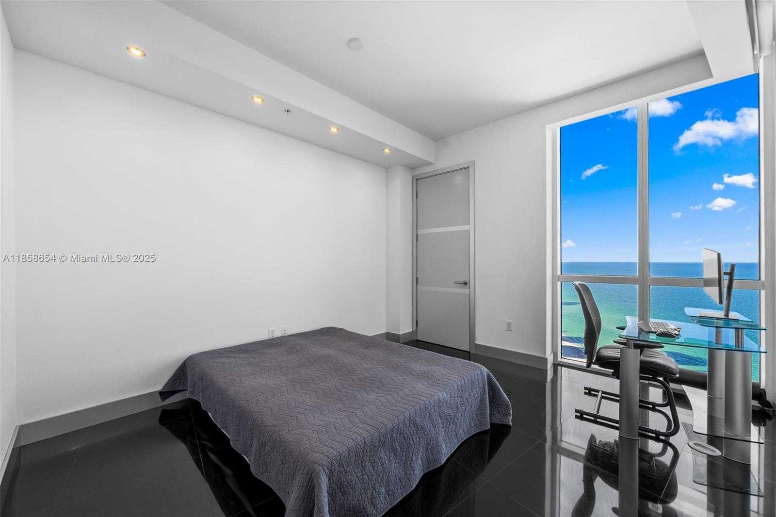 Small Image of 18201 COLLINS AVE #4306, Sunny Isles Beach Number 14