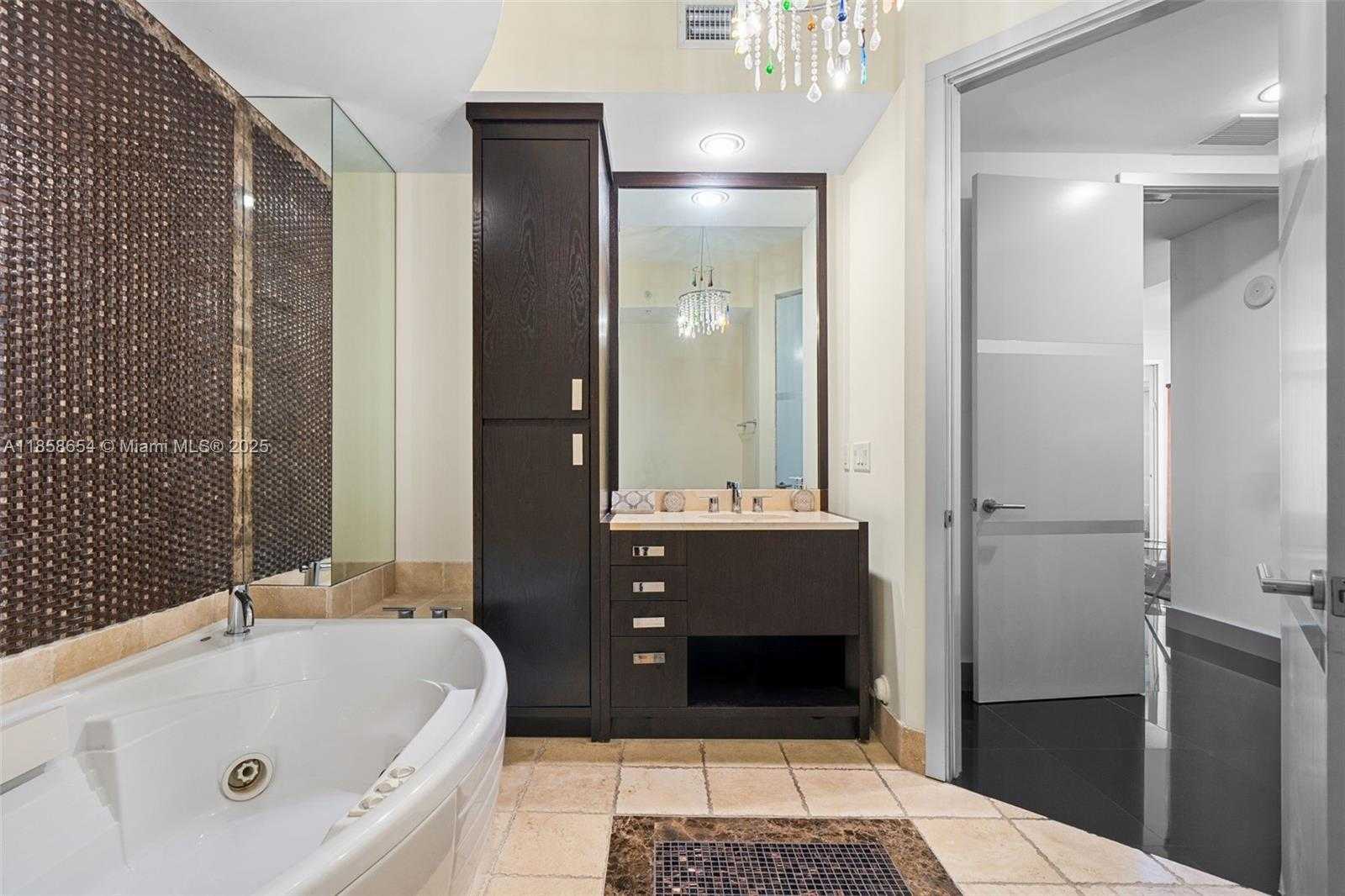 Small Image of 18201 COLLINS AVE #4306, Sunny Isles Beach Number 25