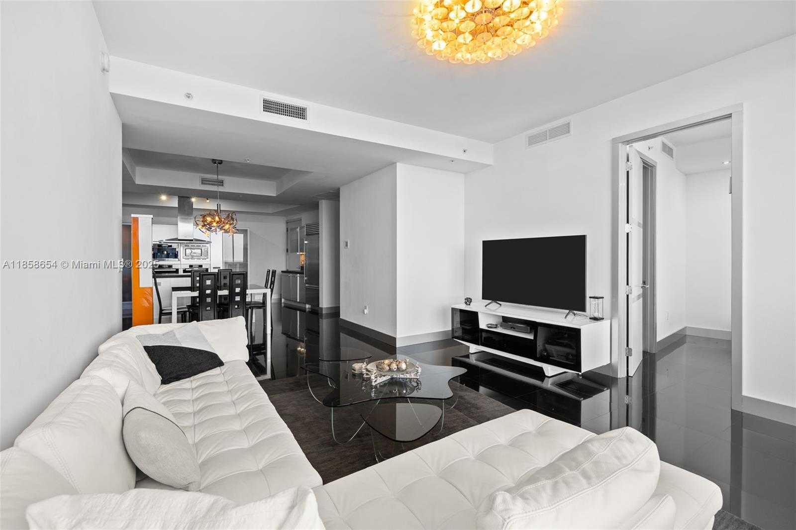Small Image of 18201 COLLINS AVE #4306, Sunny Isles Beach Number 4