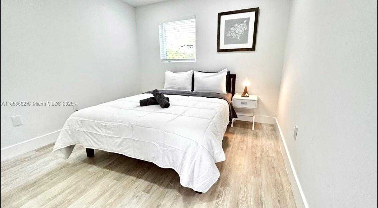 Small Image of 3100 NORTH WEST 43RD ST #3100, Miami Number 10