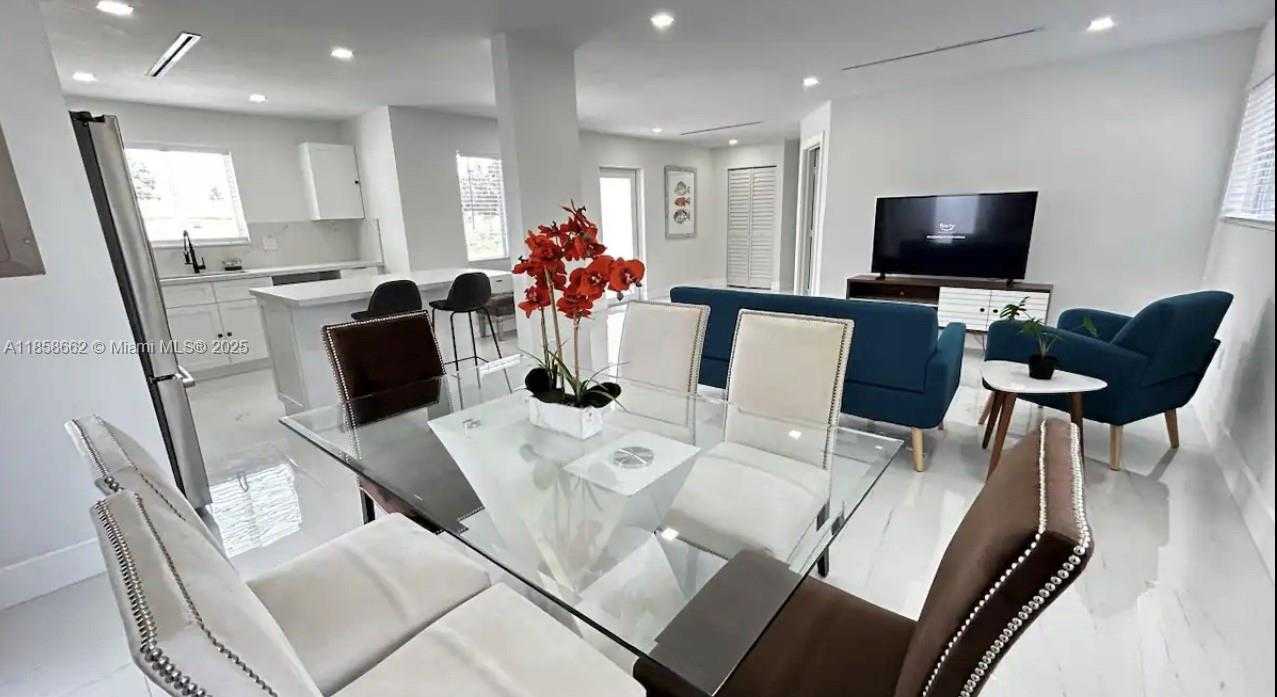Small Image of 3100 NORTH WEST 43RD ST #3100, Miami Number 5