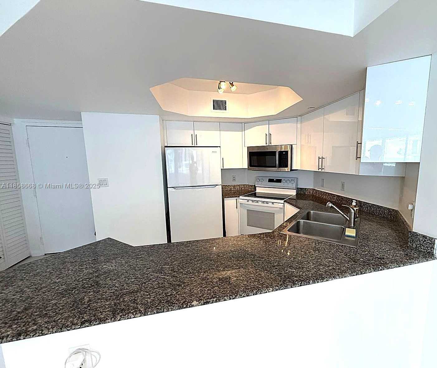 Small Image of 8911 COLLINS AVE #1004, Surfside Number 21