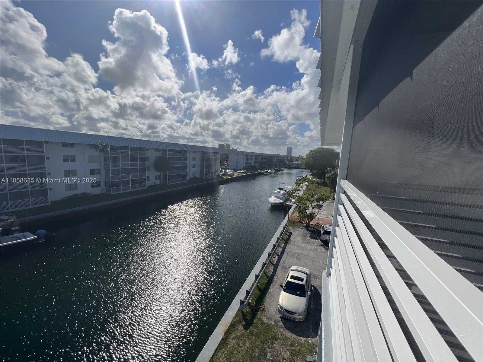 Small Image of 3750 NORTH EAST 170TH ST #400, North Miami Beach Number 19