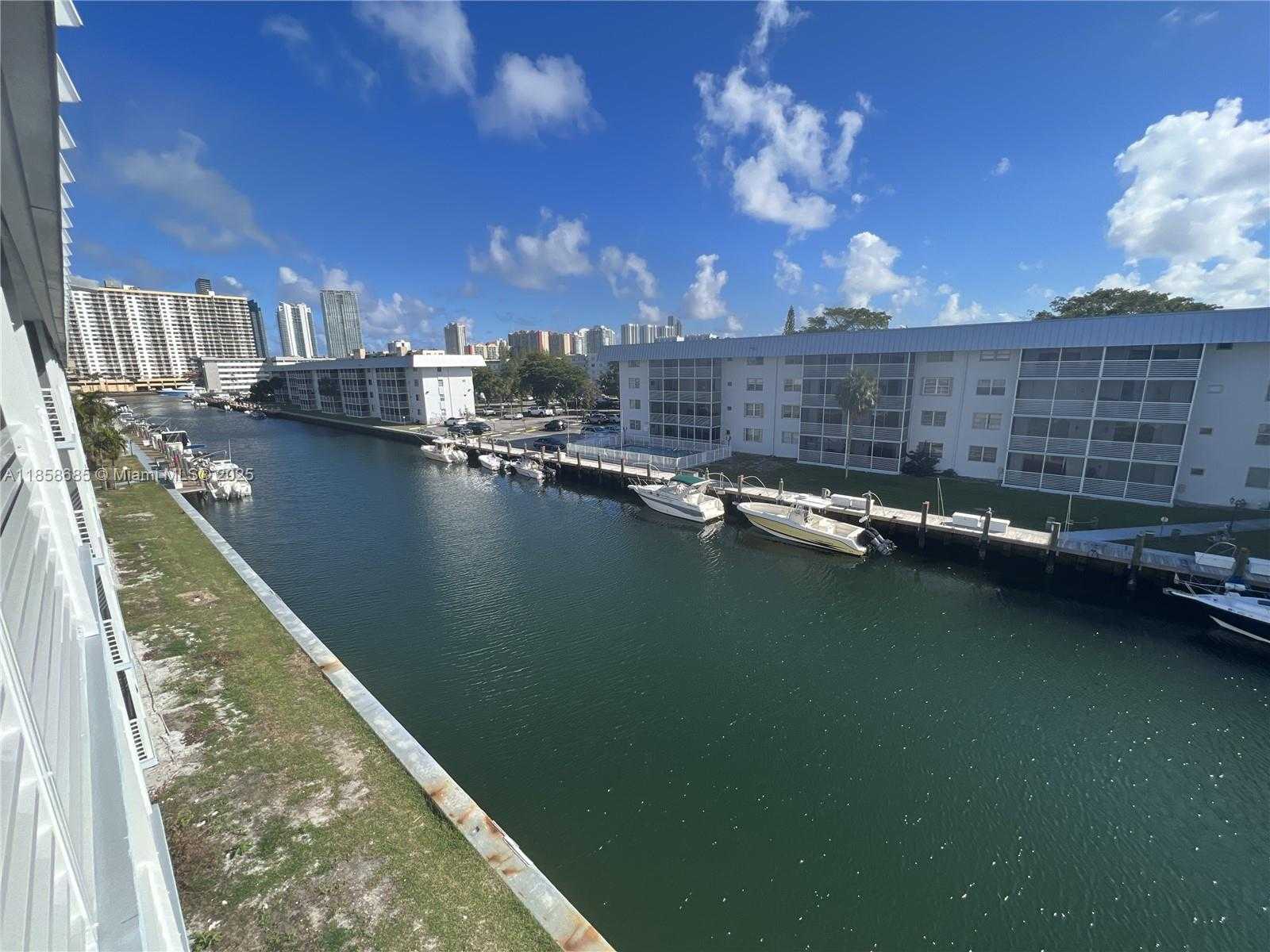 Small Image of 3750 NORTH EAST 170TH ST #400, North Miami Beach Number 3