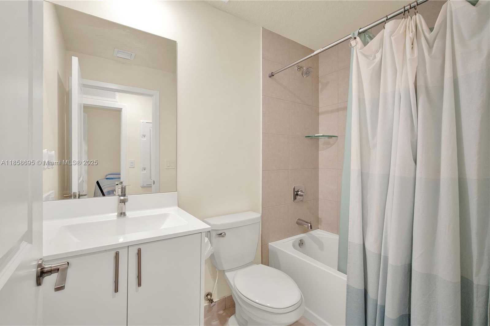 Imagen de Pequeño Objeto