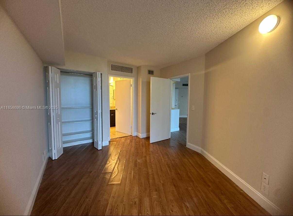 Small Image of 3300 NORTH EAST 191ST ST #709, Aventura Number 11
