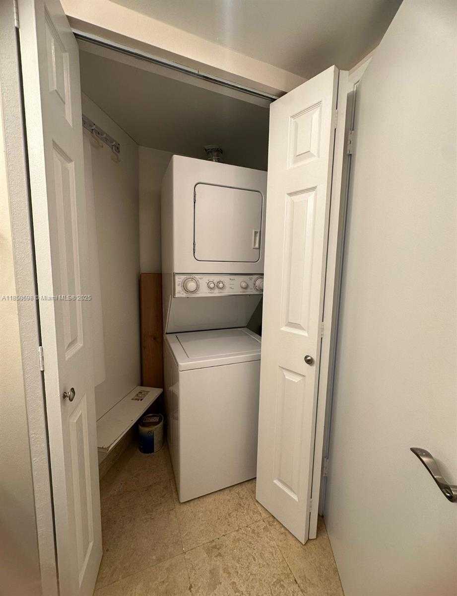 Small Image of 3300 NORTH EAST 191ST ST #709, Aventura Number 13