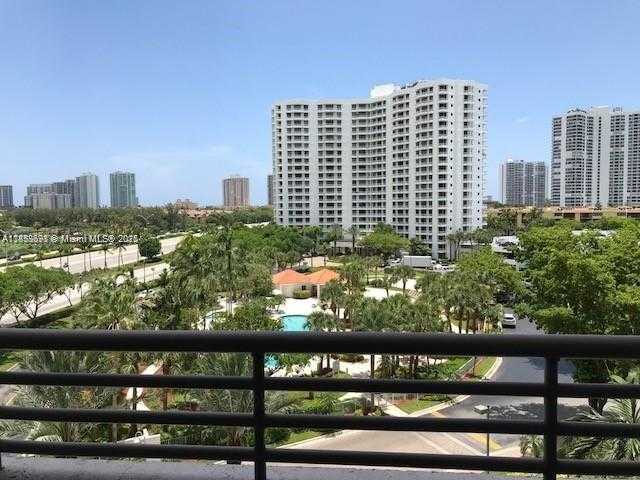 Small Image of 3300 NORTH EAST 191ST ST #709, Aventura Number 15