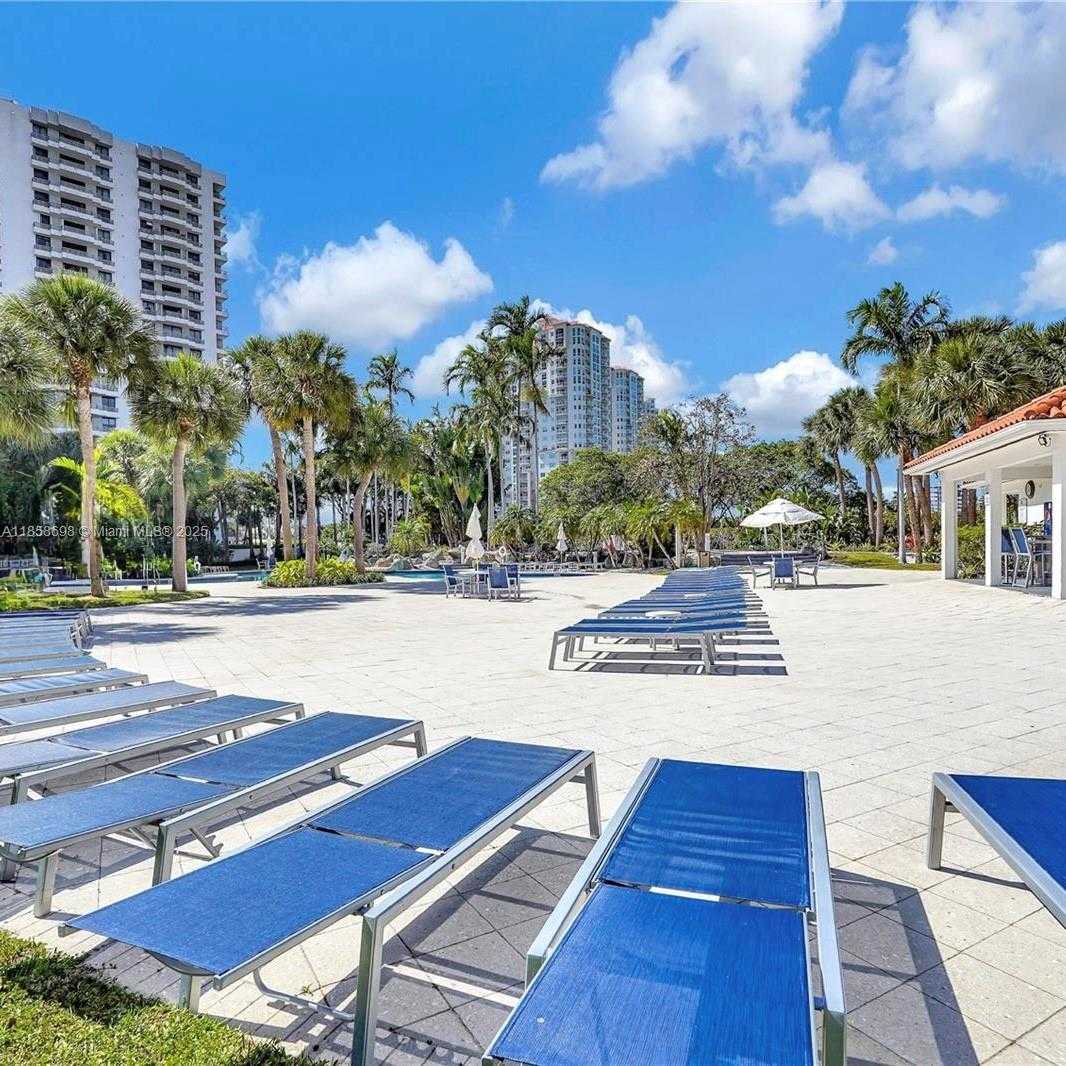 Small Image of 3300 NORTH EAST 191ST ST #709, Aventura Number 29