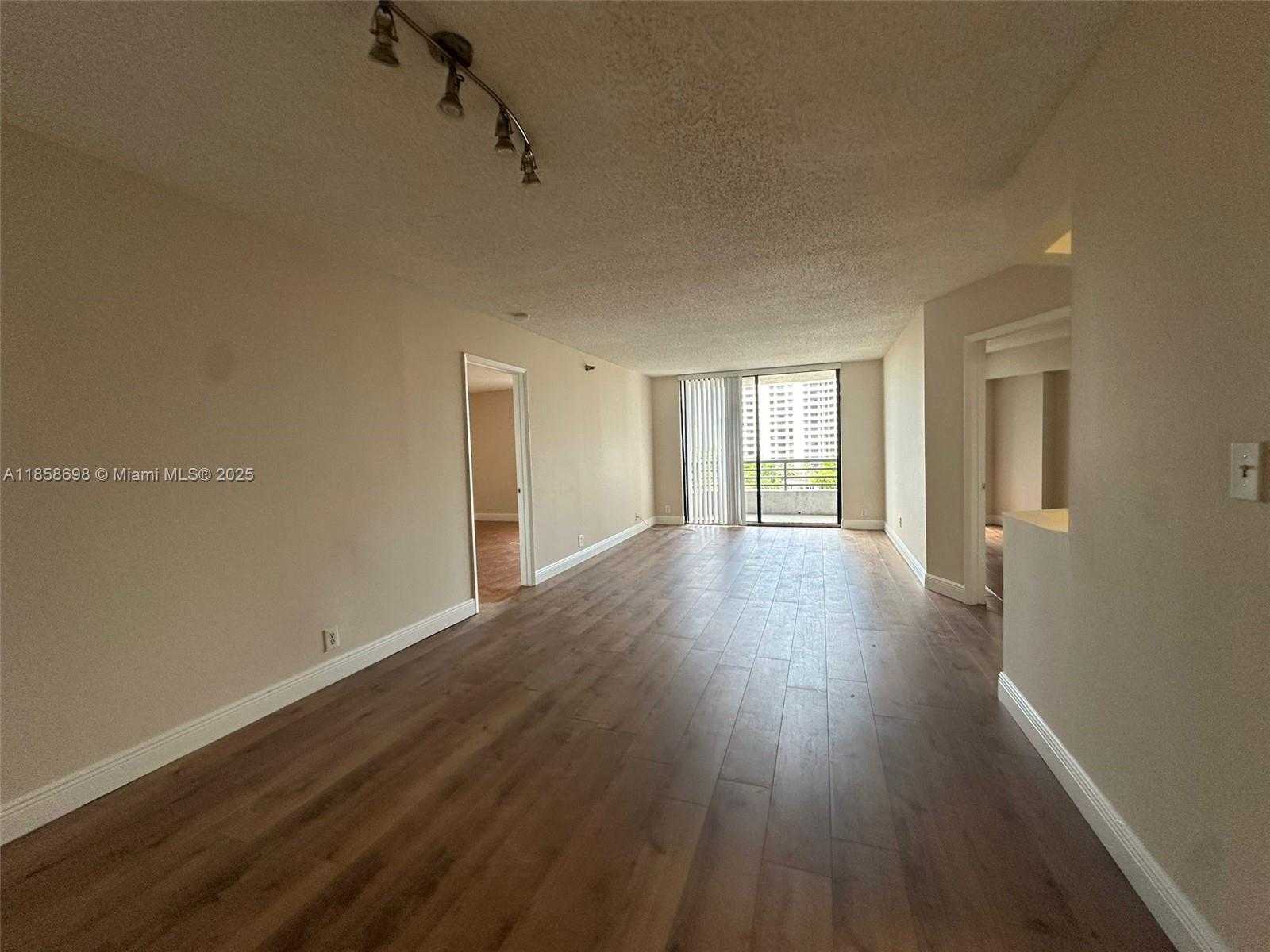 Small Image of 3300 NORTH EAST 191ST ST #709, Aventura Number 7