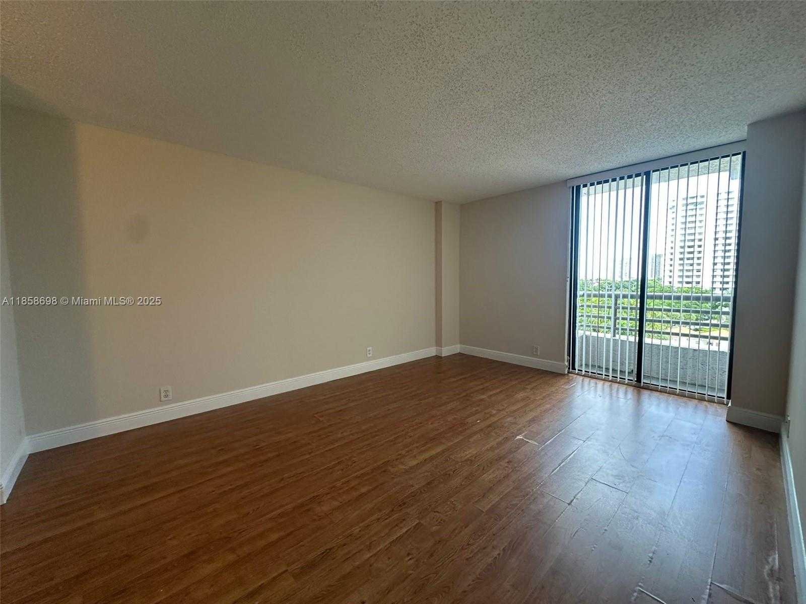 Small Image of 3300 NORTH EAST 191ST ST #709, Aventura Number 8