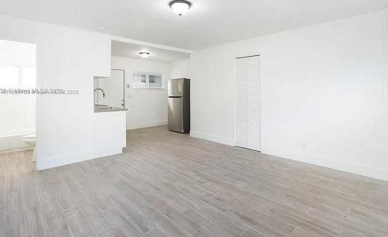 Small Image of 1818 SHERMAN ST #2, Hollywood Number 5