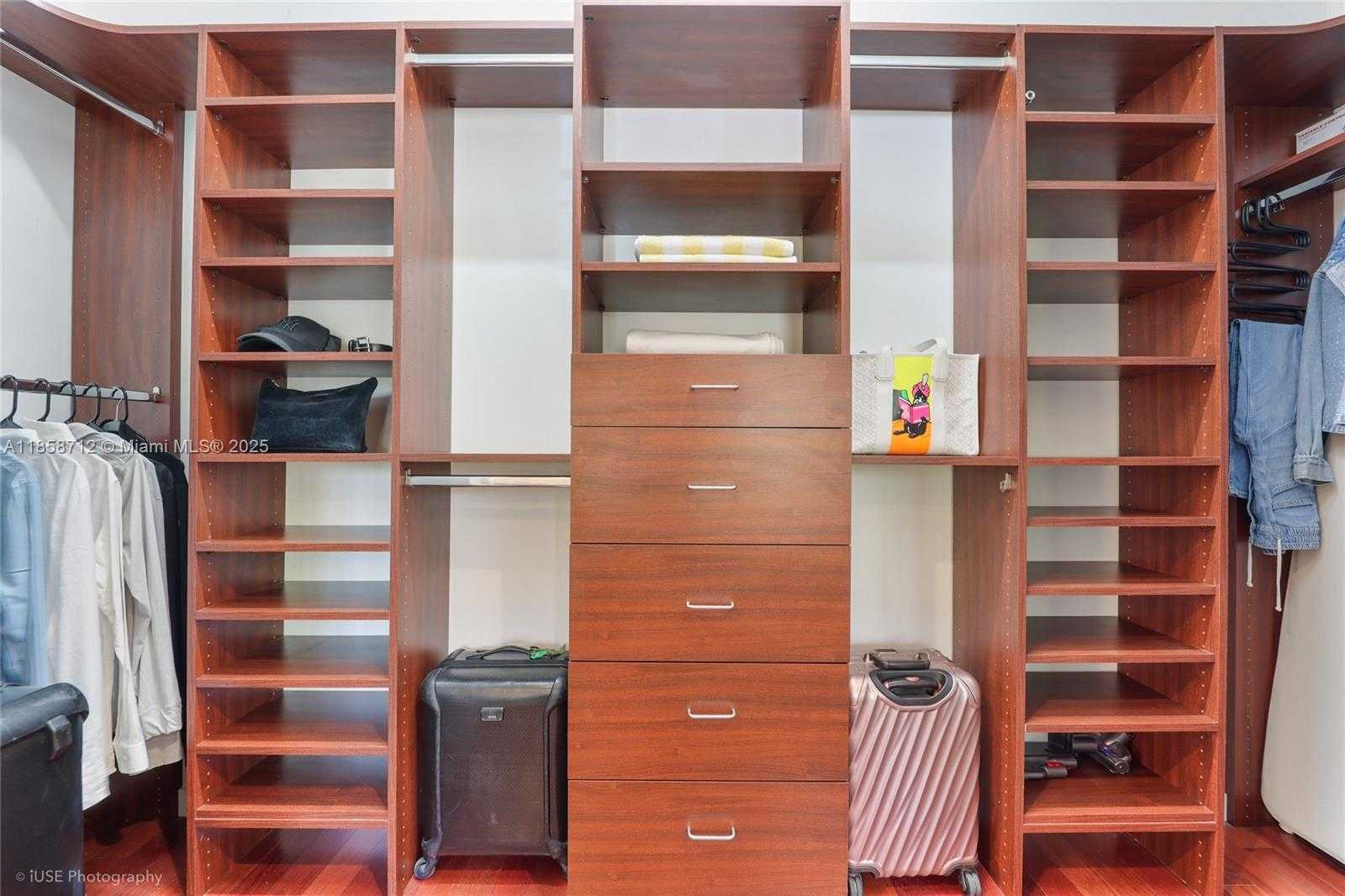 Small Image of 1057 15TH ST #24, Miami Beach Number 9