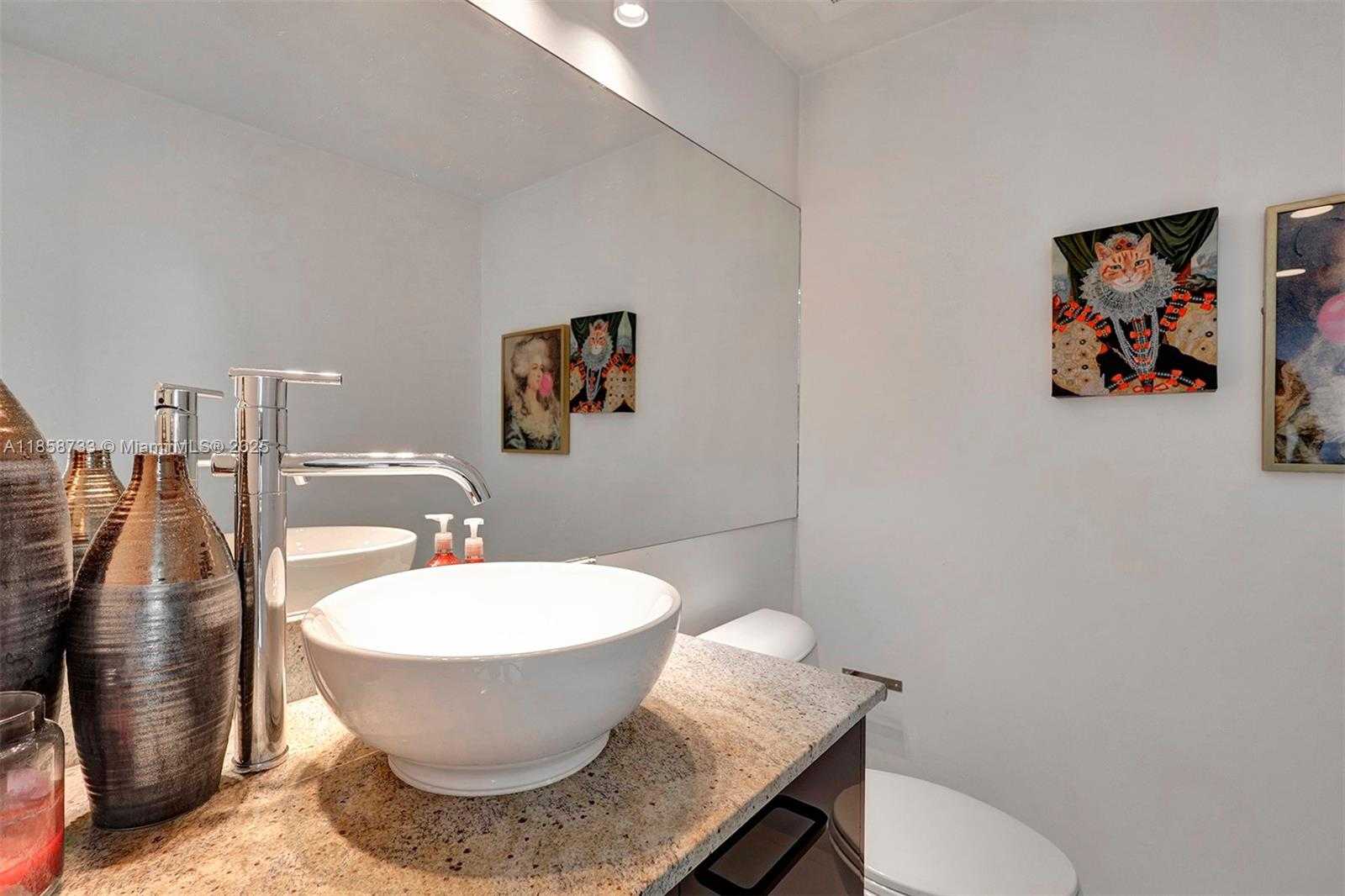 Small Image of 665 NORTH EAST 25TH ST #802, Miami Number 23