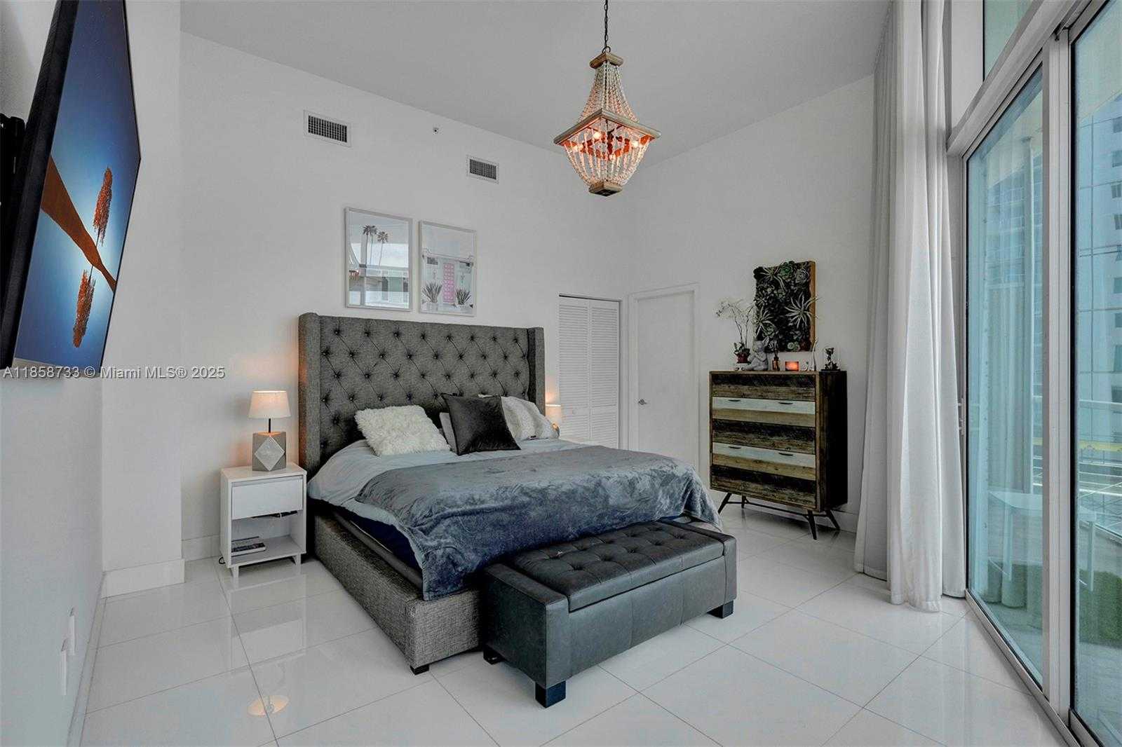 Small Image of 665 NORTH EAST 25TH ST #802, Miami Number 26
