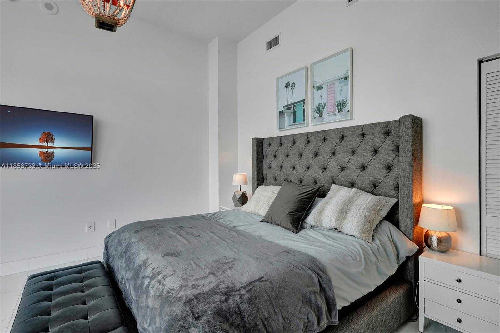Small Image of 665 NORTH EAST 25TH ST #802, Miami Number 31