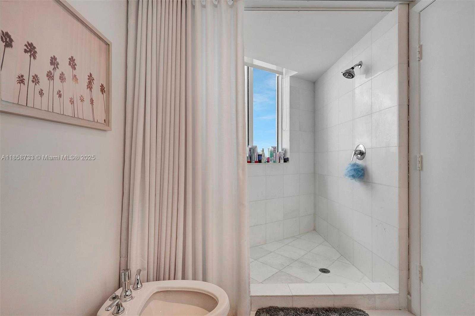 Small Image of 665 NORTH EAST 25TH ST #802, Miami Number 38