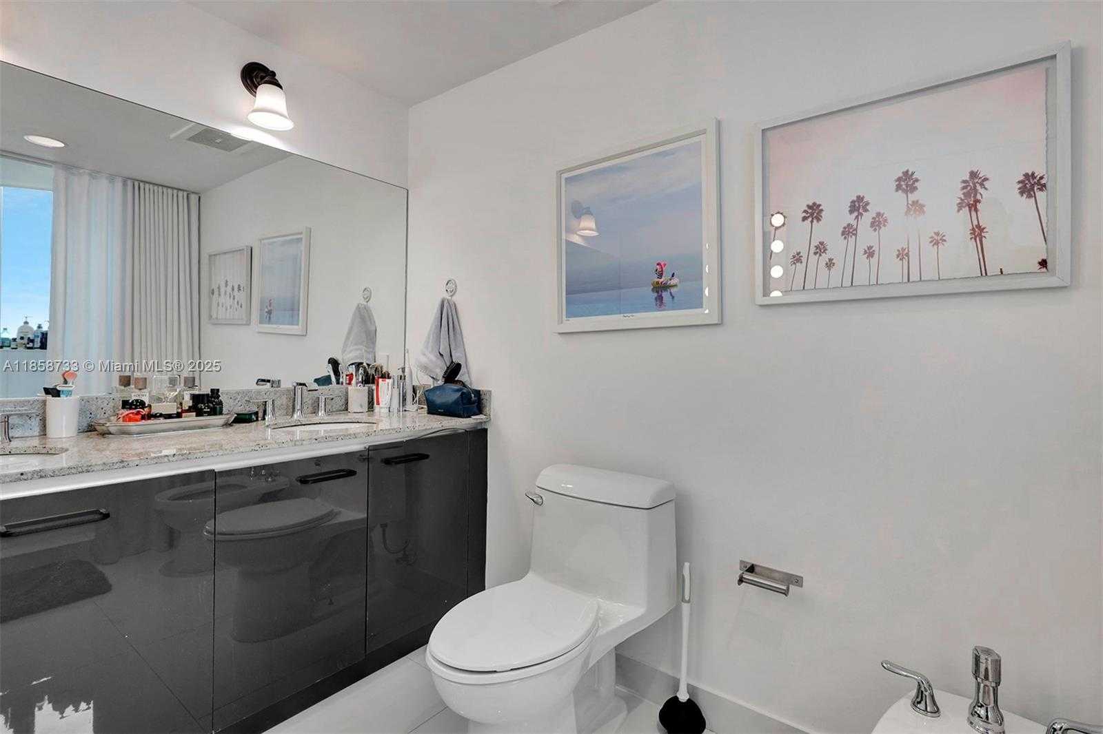 Small Image of 665 NORTH EAST 25TH ST #802, Miami Number 39