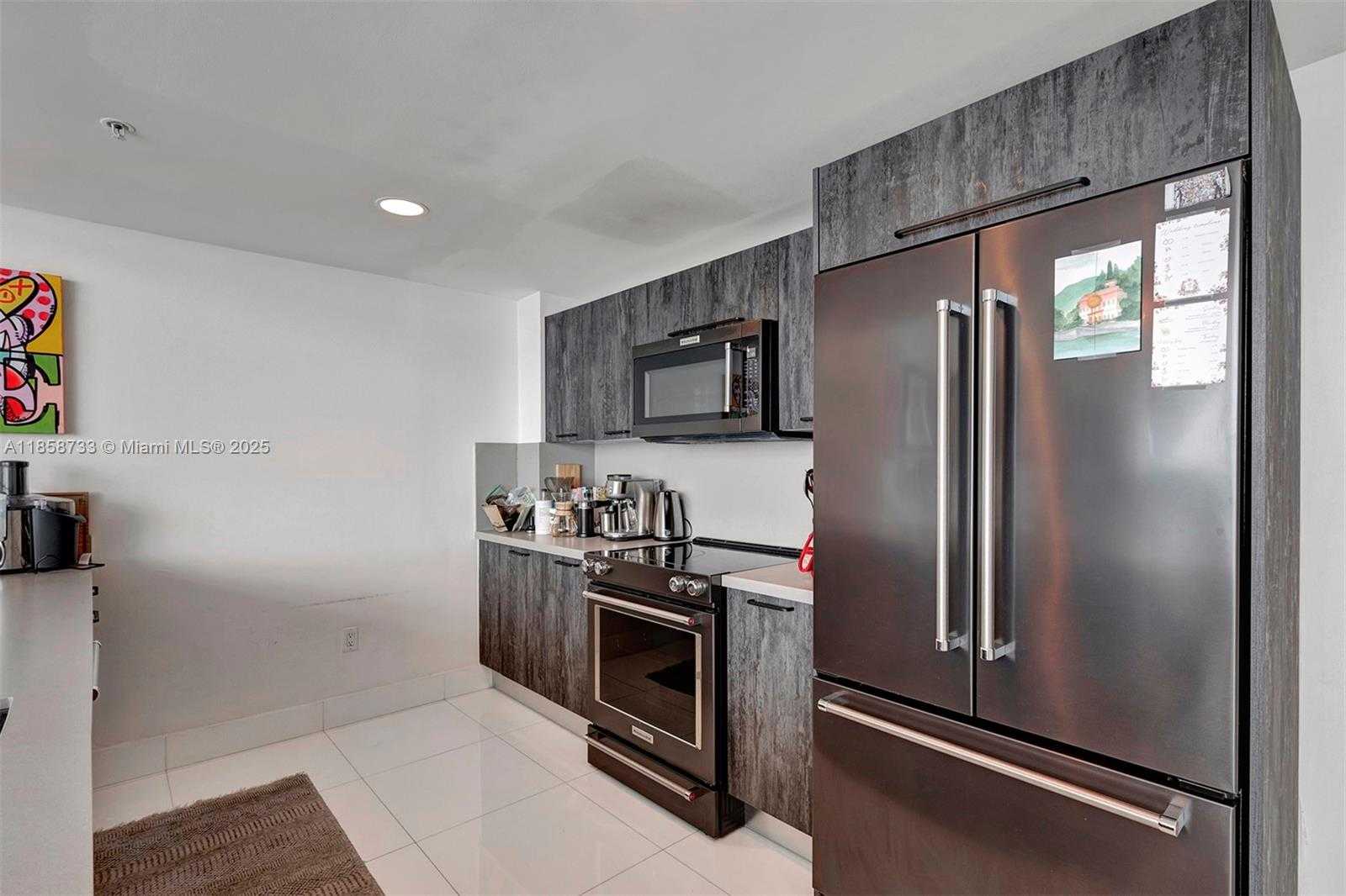 Small Image of 665 NORTH EAST 25TH ST #802, Miami Number 5