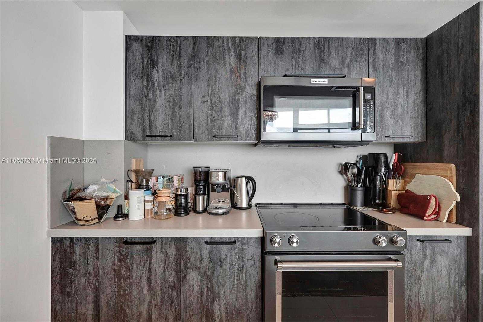 Small Image of 665 NORTH EAST 25TH ST #802, Miami Number 8