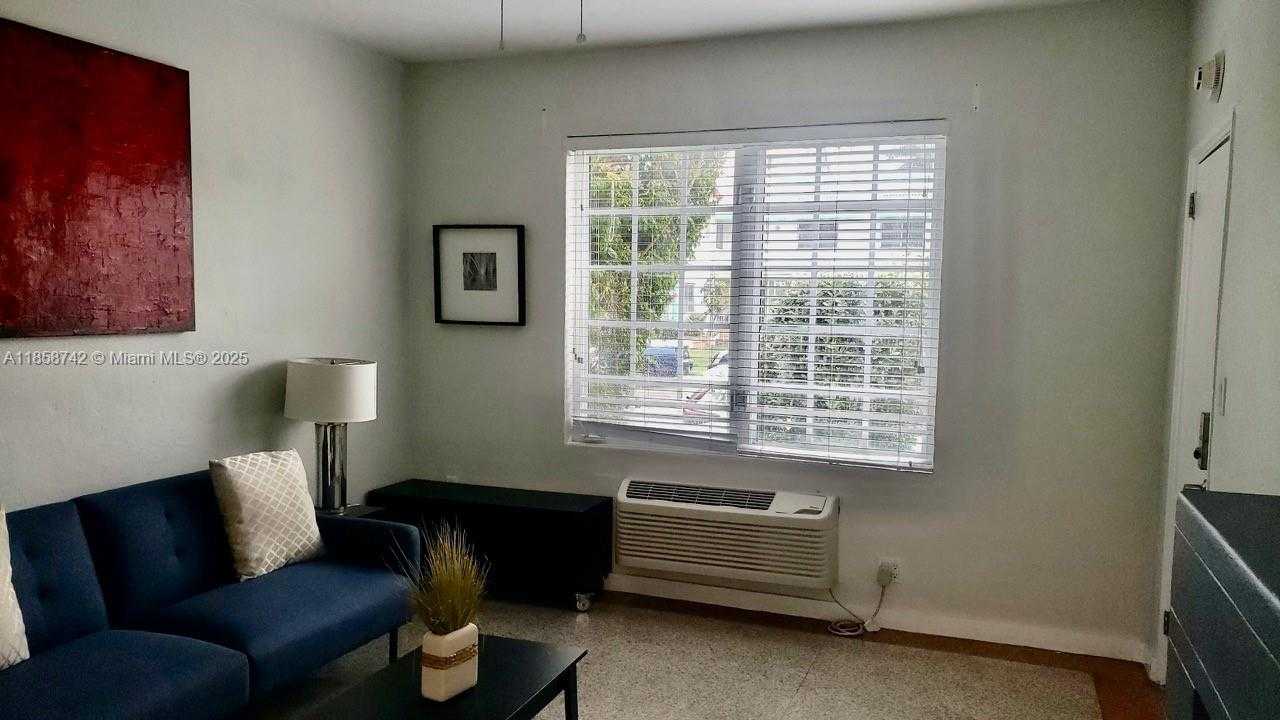Small Image of 741 15TH ST #2, Miami Beach Number 10