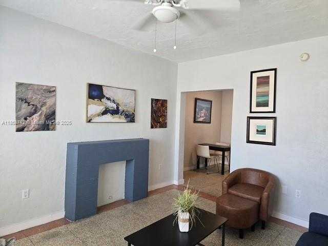 Small Image of 741 15TH ST #2, Miami Beach Number 11