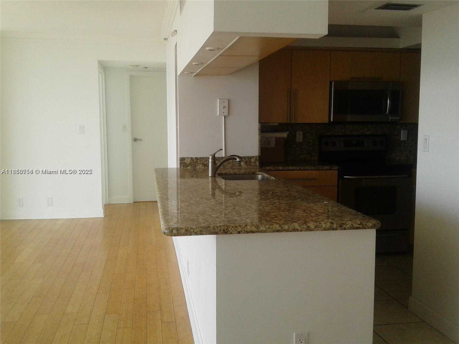 Small Image of 7601 EAST TREASURE DR #1511, North Bay Village Number 5