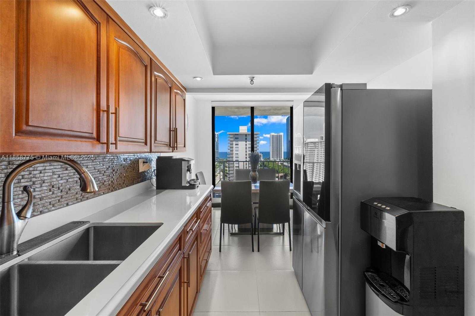 Small Image of 290 174TH ST #1914, Sunny Isles Beach Number 7