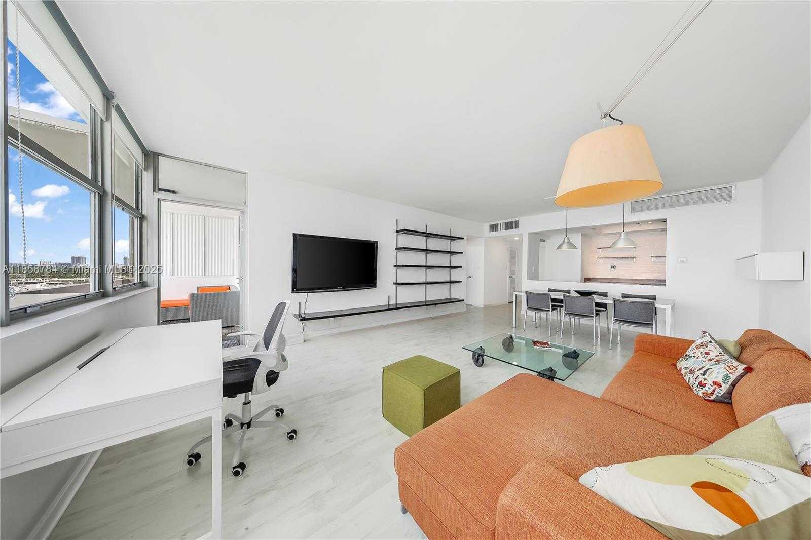 Small Image of 20 ISLAND AVE #1502, Miami Beach Number 11