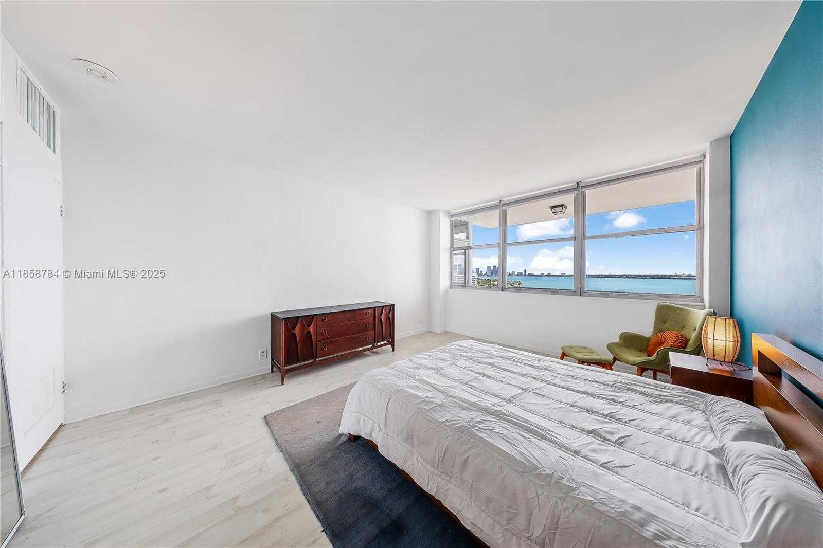 Small Image of 20 ISLAND AVE #1502, Miami Beach Number 17