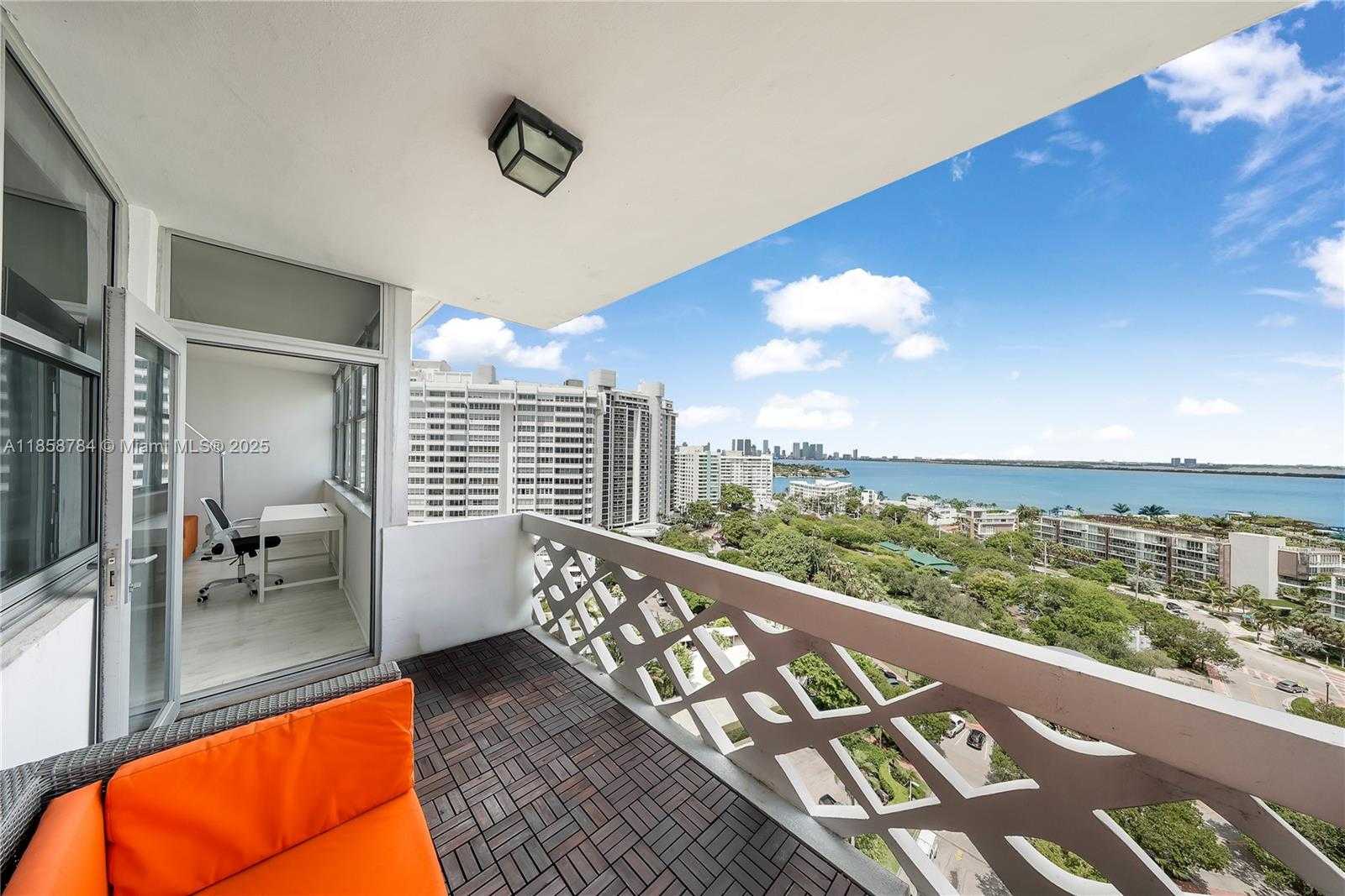 Small Image of 20 ISLAND AVE #1502, Miami Beach Number 4
