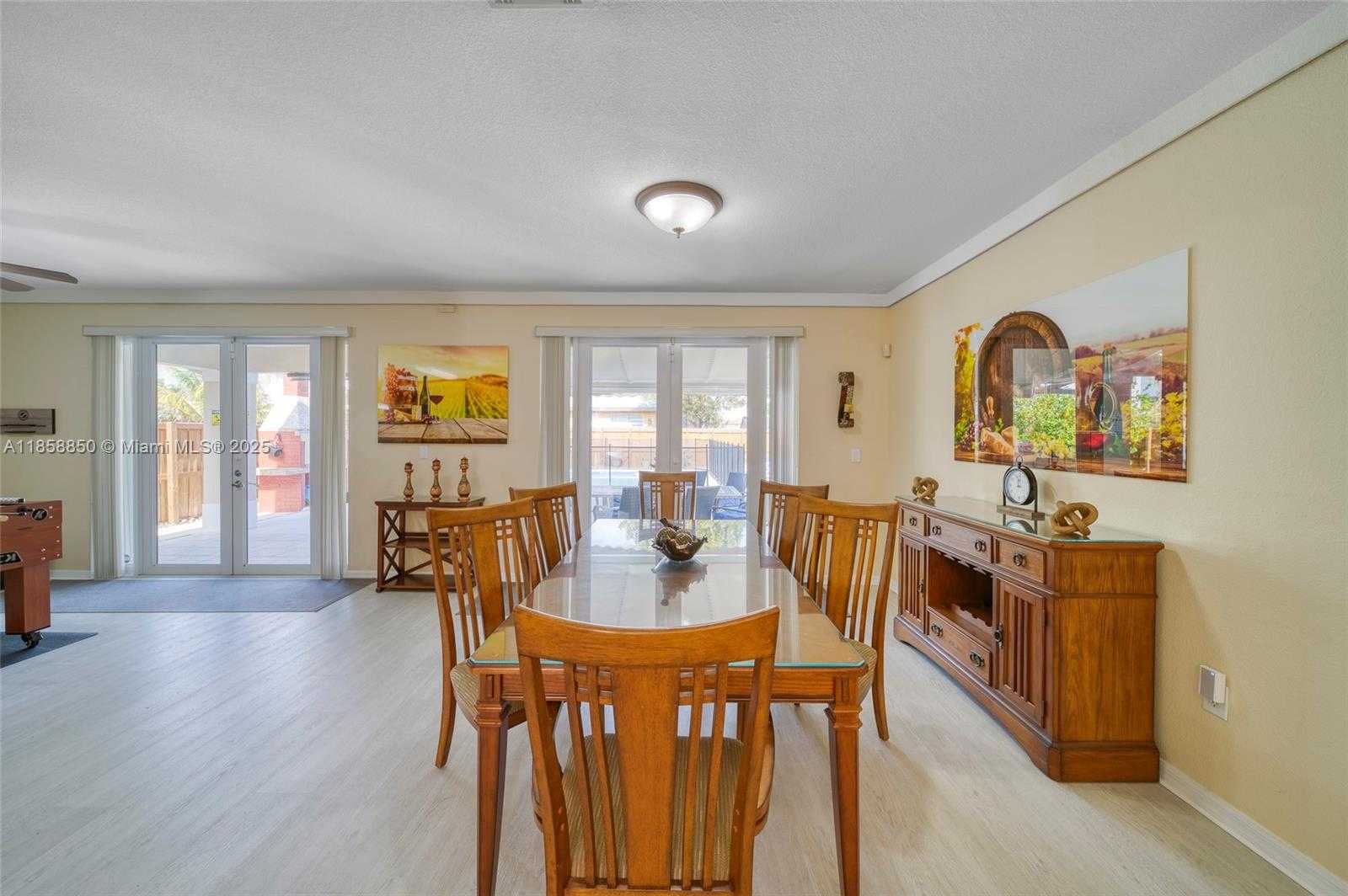 Small Image of 16403 SOUTH WEST 79TH LN #16403, Miami Number 14