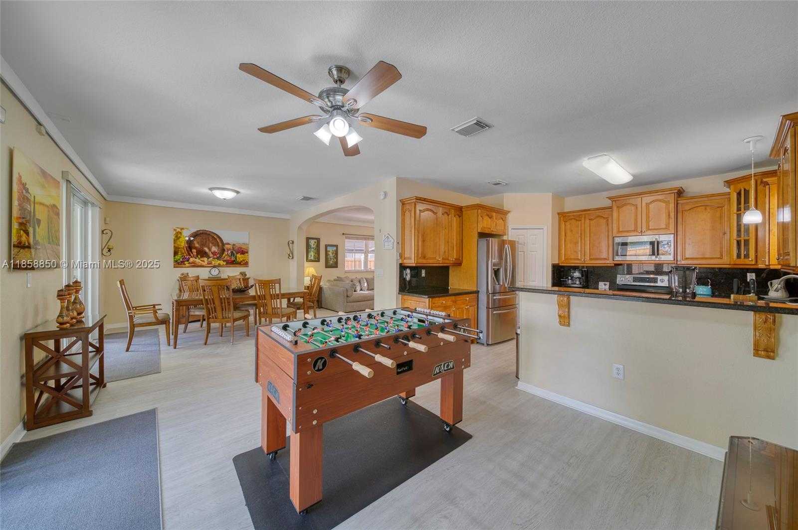 Small Image of 16403 SOUTH WEST 79TH LN #16403, Miami Number 17