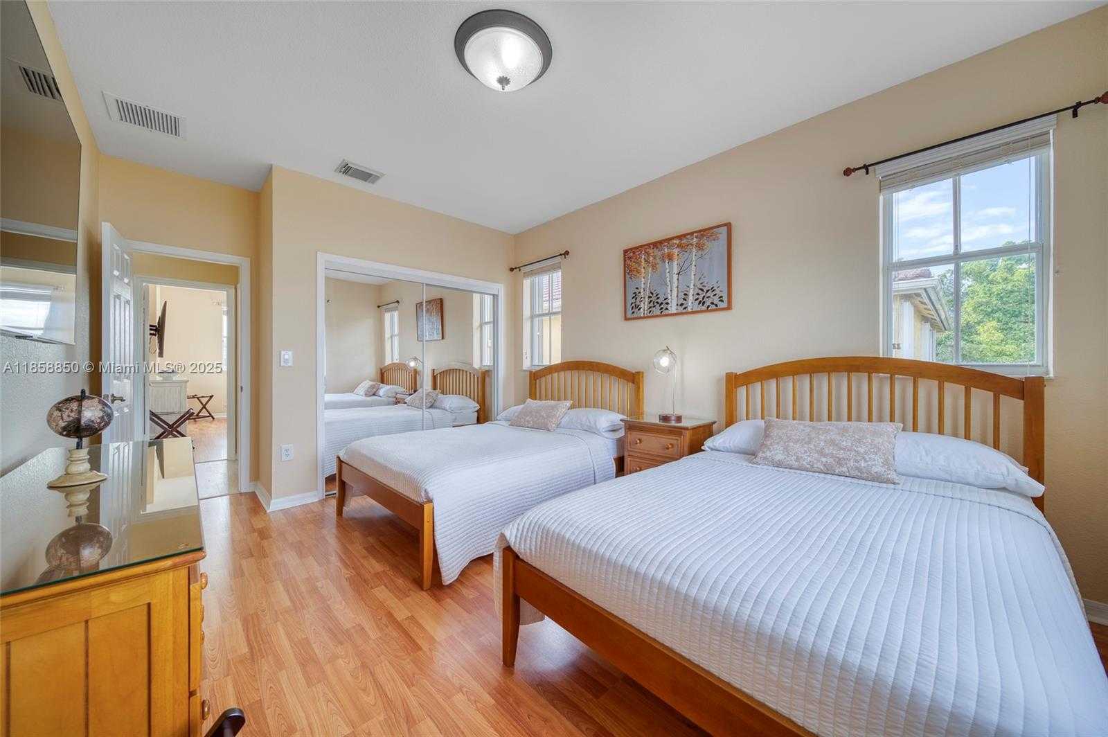 Small Image of 16403 SOUTH WEST 79TH LN #16403, Miami Number 30