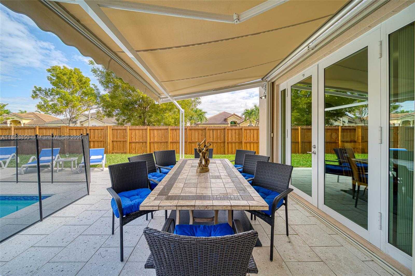 Small Image of 16403 SOUTH WEST 79TH LN #16403, Miami Number 39