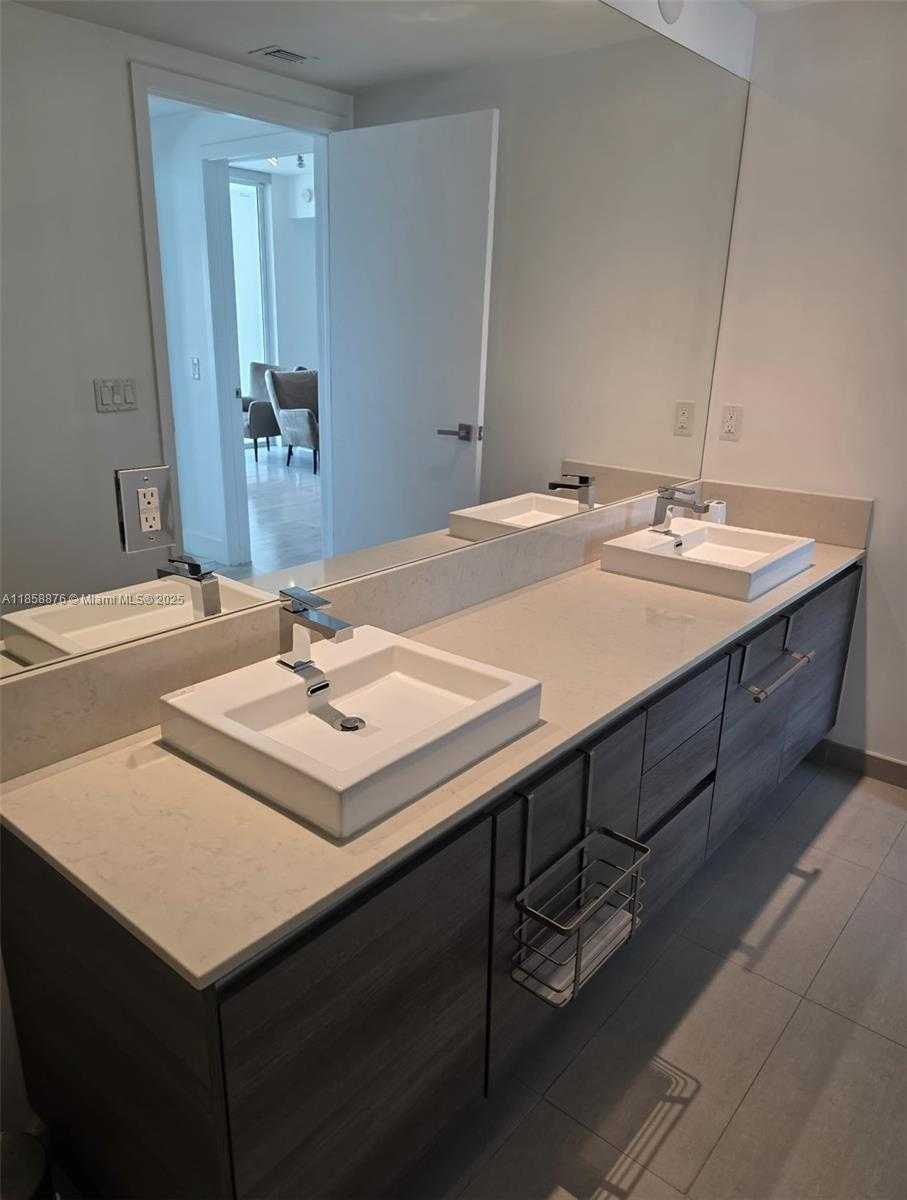 Small Image of 1080 BRICKELL AVE #2602, Miami Number 21