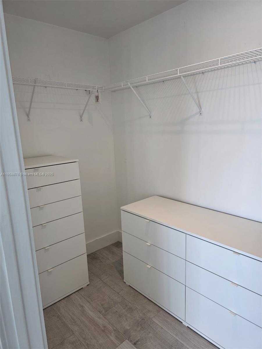 Small Image of 1080 BRICKELL AVE #2602, Miami Number 23