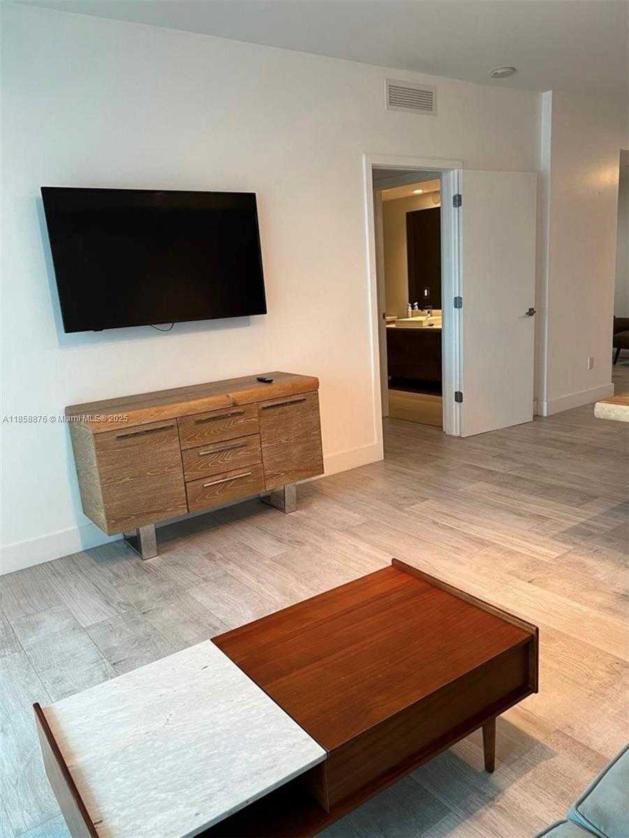 Small Image of 1080 BRICKELL AVE #2602, Miami Number 5