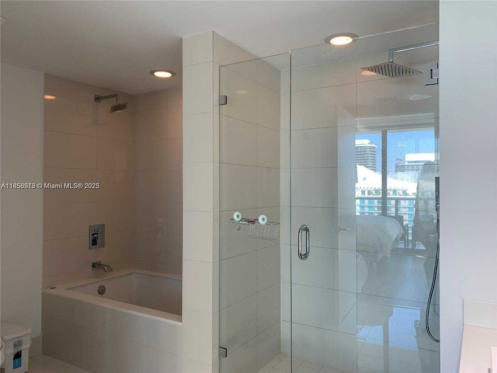 Small Image of 1300 SOUTH MIAMI AVE #2310, Miami Number 15