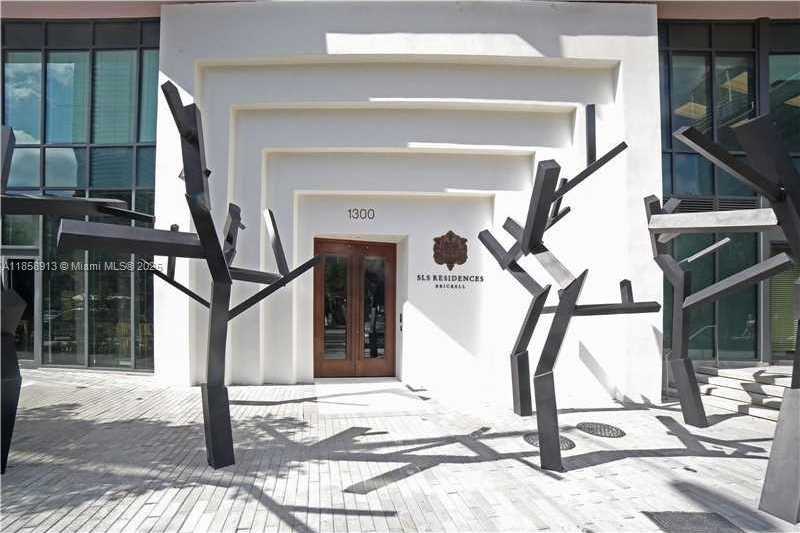 Small Image of 1300 SOUTH MIAMI AVE #2310, Miami Number 17
