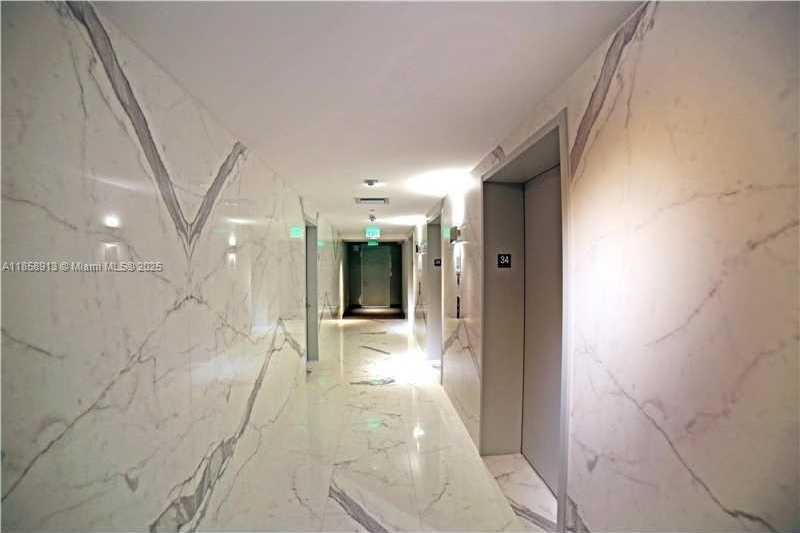 Small Image of 1300 SOUTH MIAMI AVE #2310, Miami Number 19