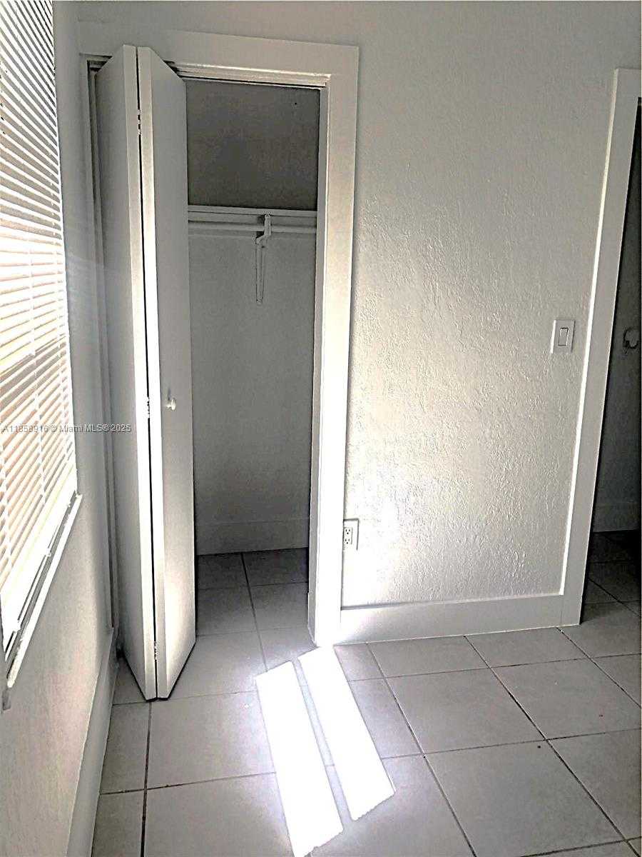 Small Image of 300 NORTH WEST 97TH ST, Miami Number 8