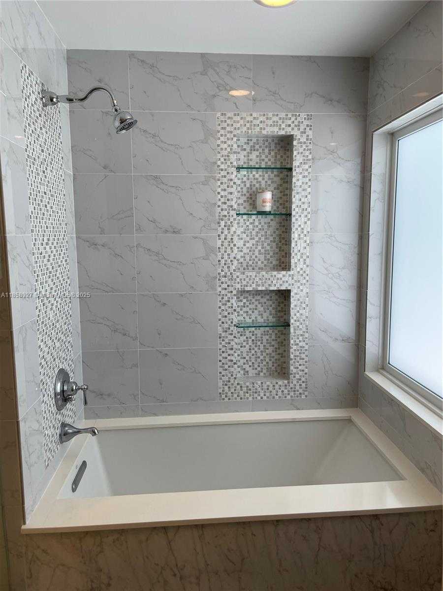 Small Image of 9305 OLD PINE RD, Boca Raton Number 17