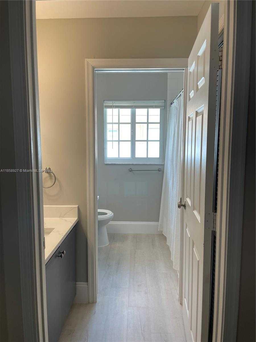 Small Image of 9305 OLD PINE RD, Boca Raton Number 26