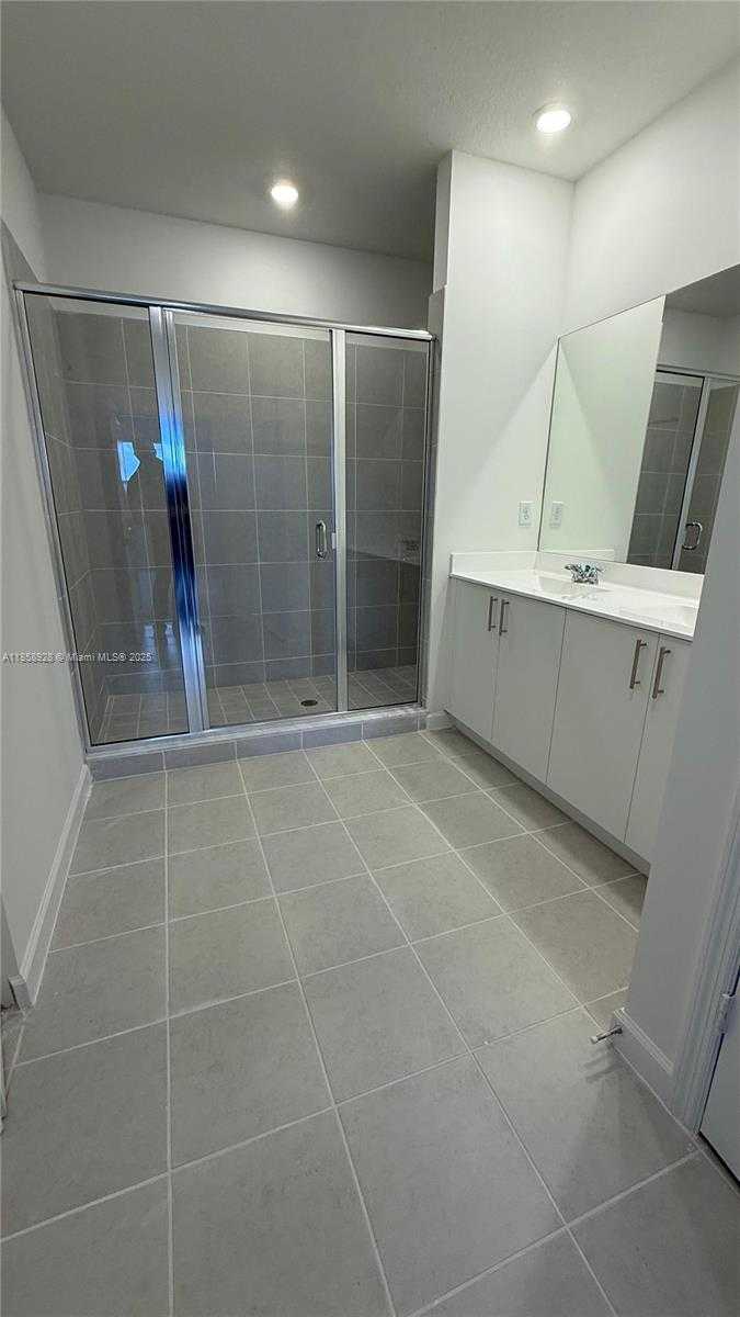 Small Image of 2984 SOUTH EAST 23RD AVE #., Homestead Number 10