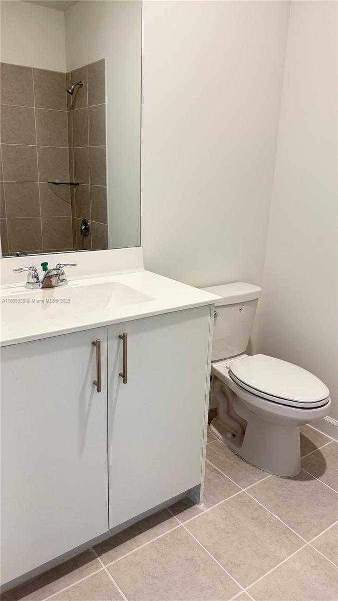 Small Image of 2984 SOUTH EAST 23RD AVE #., Homestead Number 17