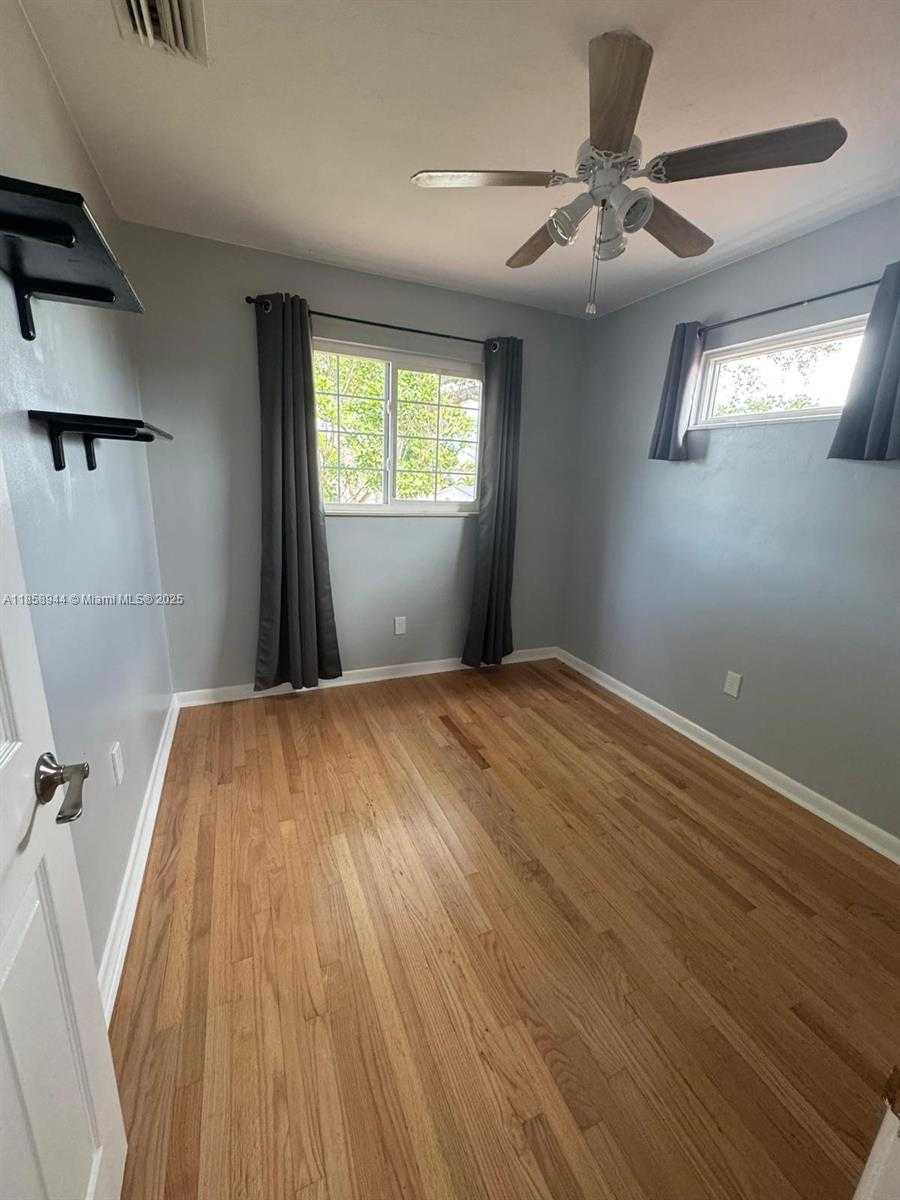 Small Image of 141 NORTH WEST 72 WAY #A, Pembroke Pines Number 15