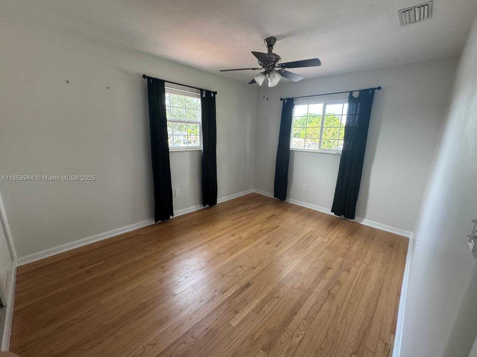 Small Image of 141 NORTH WEST 72 WAY #A, Pembroke Pines Number 16
