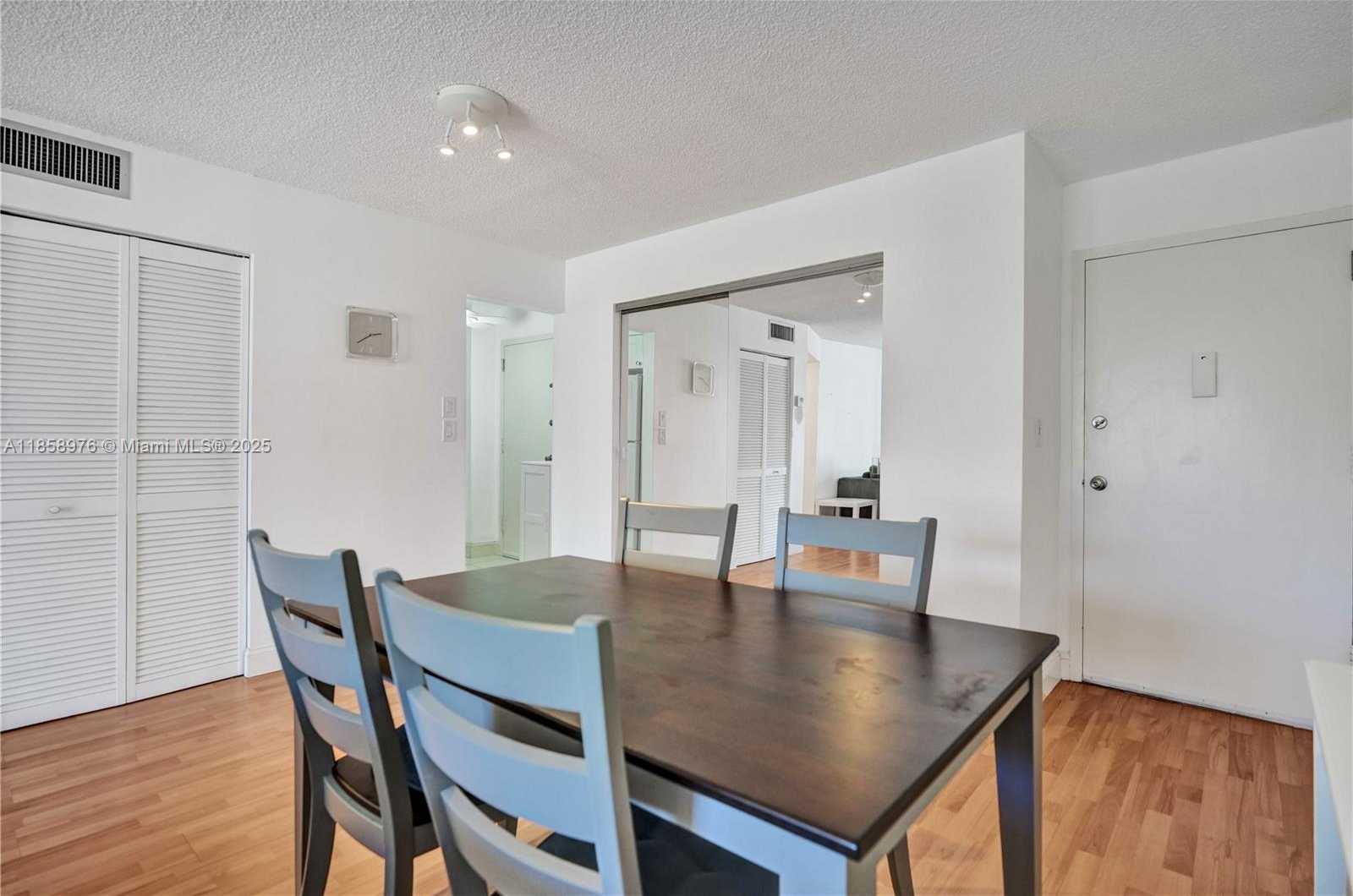 Small Image of 17800 ATLANTIC BLVD #301, Sunny Isles Beach Number 16